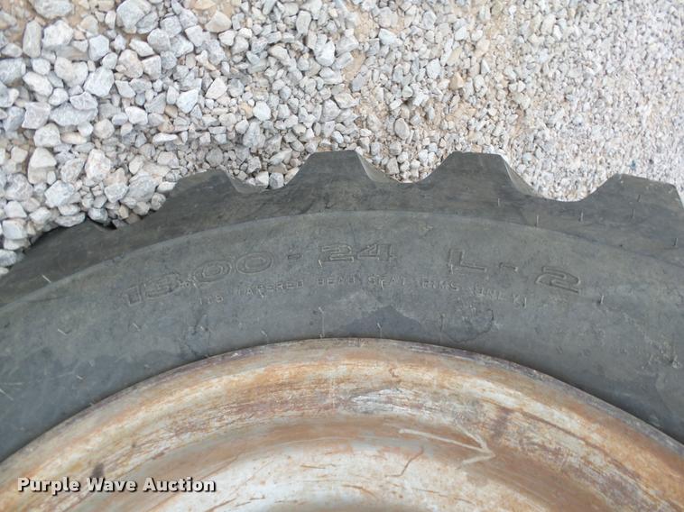 image for item DB0092 2004 Sky Trak 8042 Legacy Series telehandler