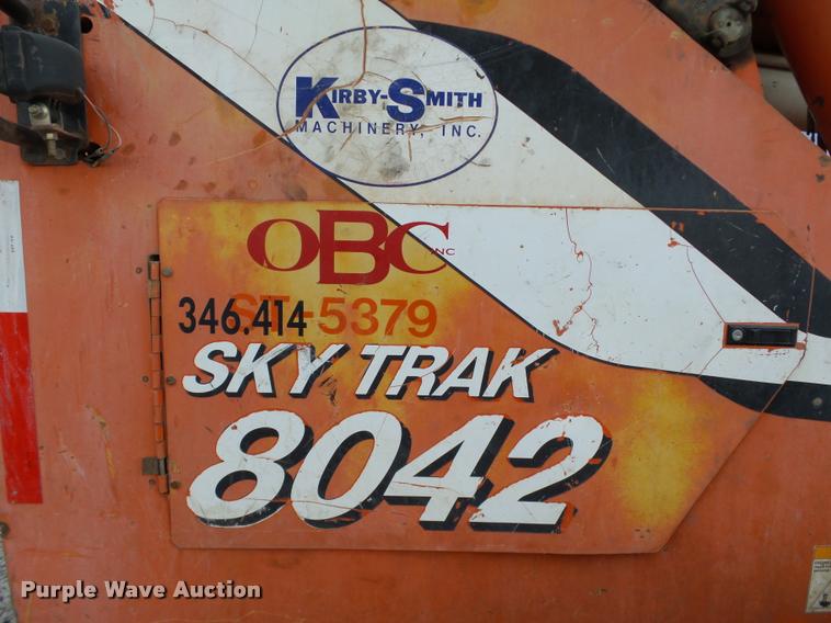 image for item DB0092 2004 Sky Trak 8042 Legacy Series telehandler