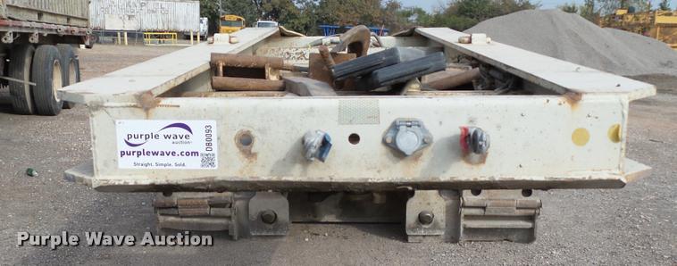 image for item DB0093 1993 Landoll 50T lowboy equipment trailer