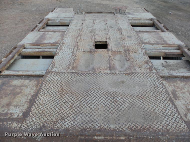 image for item DB0093 1993 Landoll 50T lowboy equipment trailer