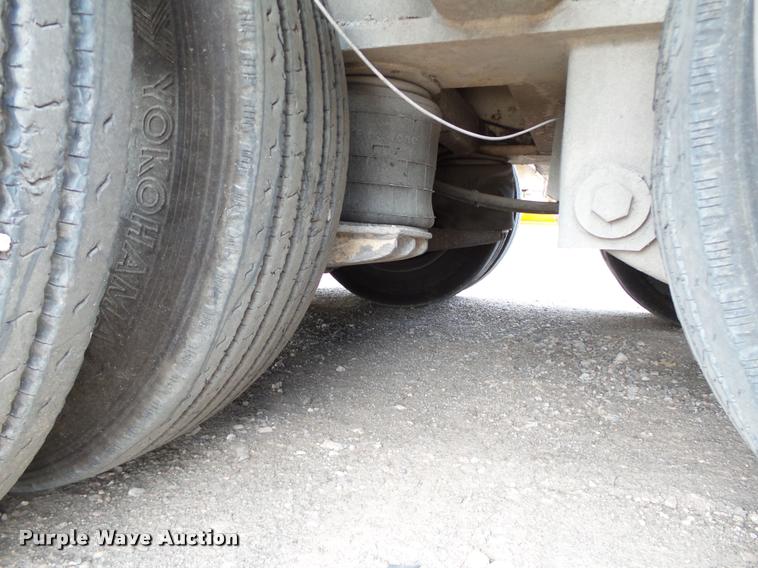 image for item DB0093 1993 Landoll 50T lowboy equipment trailer