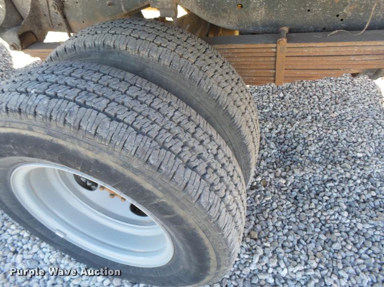 image for item DB0095 2007 Ford Econoline E450 box truck