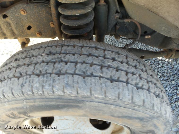 image for item DB0095 2007 Ford Econoline E450 box truck