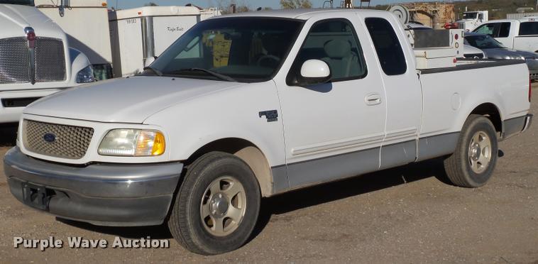 image for item DB0099 2002 Ford F150 XLT SuperCab pickup truck