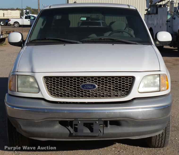 image for item DB0099 2002 Ford F150 XLT SuperCab pickup truck