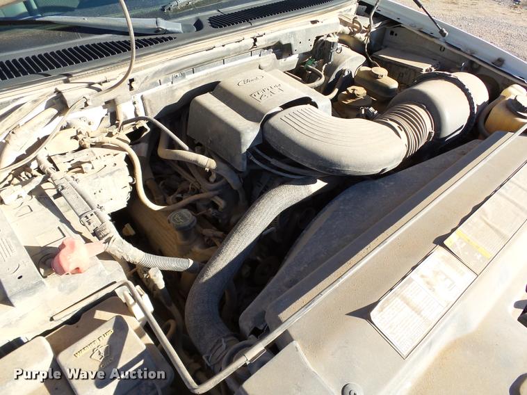 image for item DB0099 2002 Ford F150 XLT SuperCab pickup truck