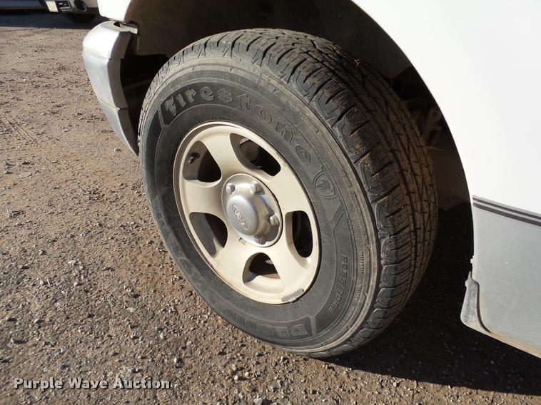 image for item DB0099 2002 Ford F150 XLT SuperCab pickup truck