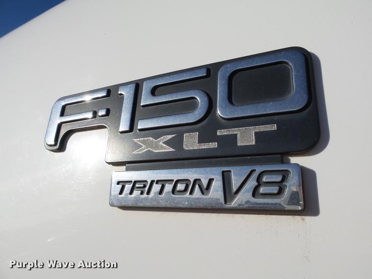 image for item DB0099 2002 Ford F150 XLT SuperCab pickup truck