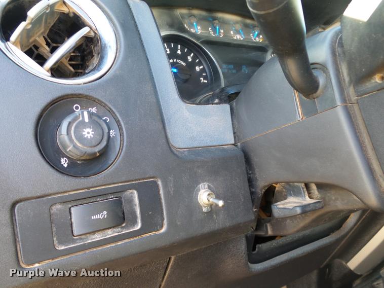 image for item DB0101 2013 Ford F150 XLT SuperCab pickup truck