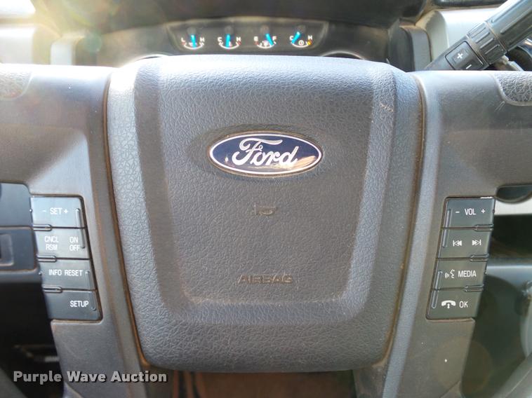 image for item DB0101 2013 Ford F150 XLT SuperCab pickup truck