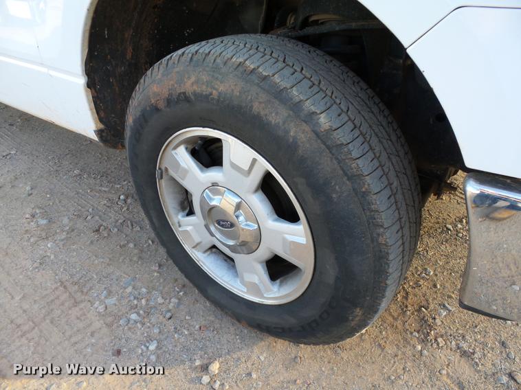 image for item DB0101 2013 Ford F150 XLT SuperCab pickup truck