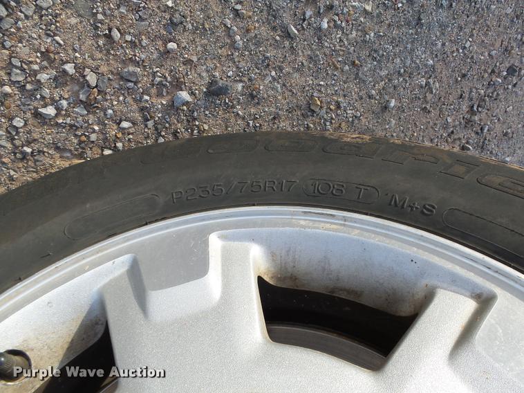 image for item DB0101 2013 Ford F150 XLT SuperCab pickup truck