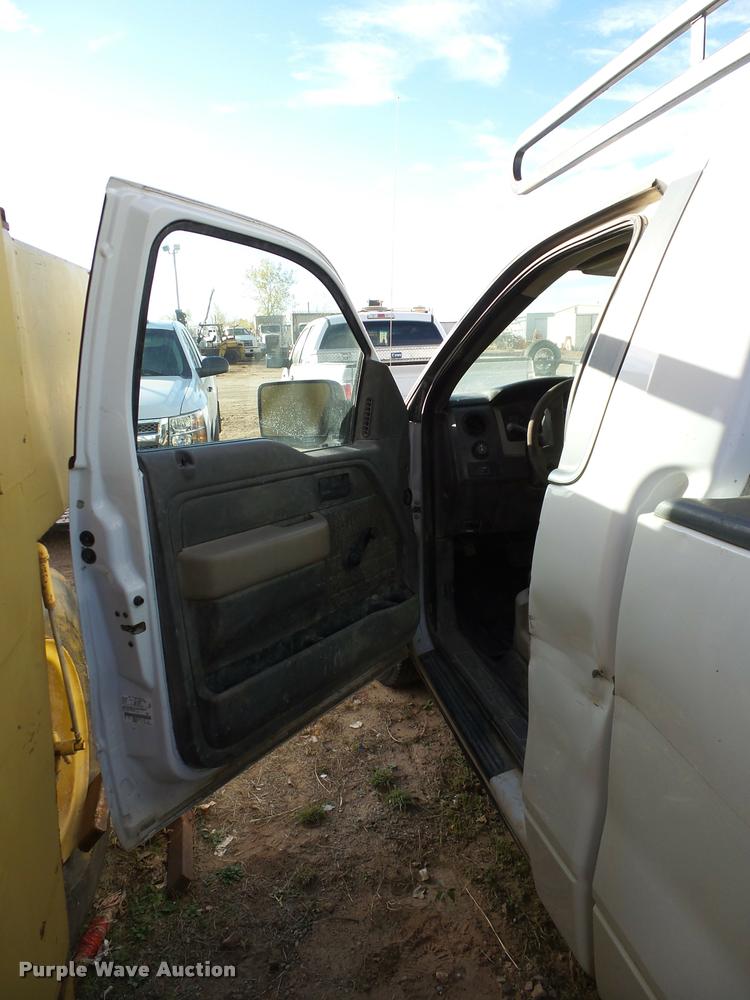 image for item DB0102 2010 Ford F150 XL pickup truck