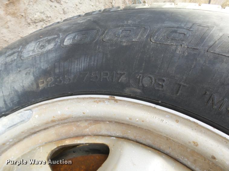 image for item DB0102 2010 Ford F150 XL pickup truck