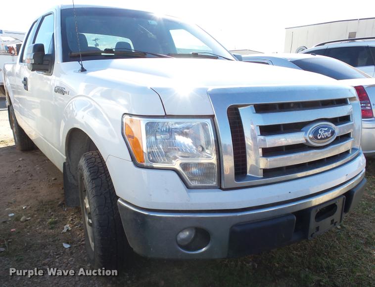 image for item DB0104 2011 Ford F150 XLT SuperCab pickup truck