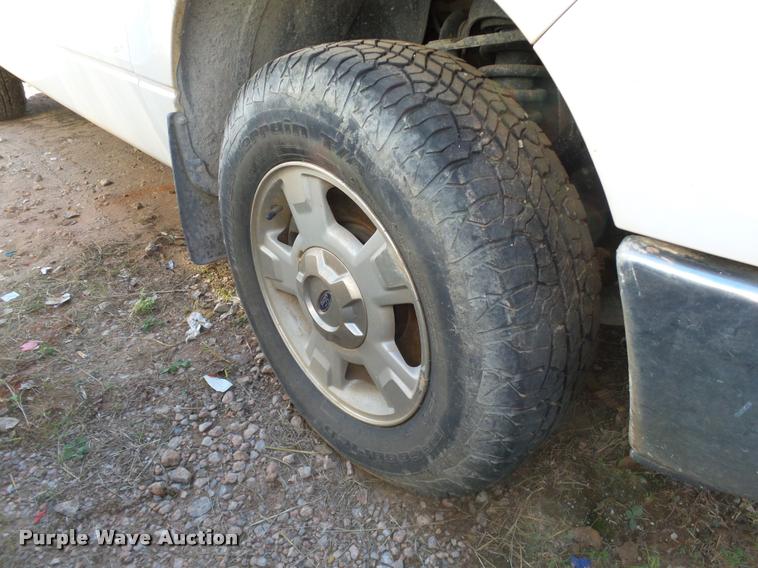 image for item DB0104 2011 Ford F150 XLT SuperCab pickup truck