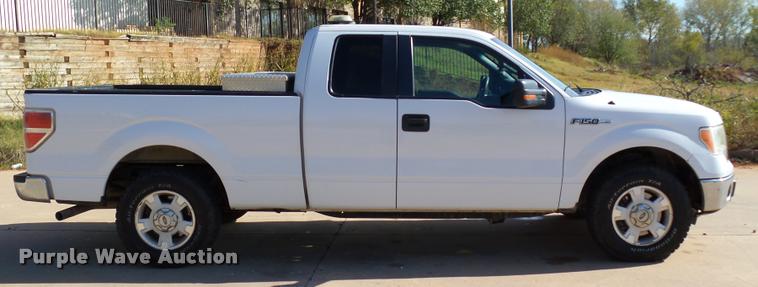 image for item DB0106 2012 Ford F150 XLT SuperCab pickup truck