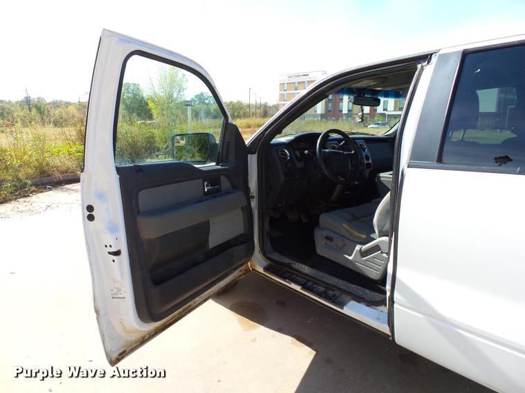 image for item DB0106 2012 Ford F150 XLT SuperCab pickup truck