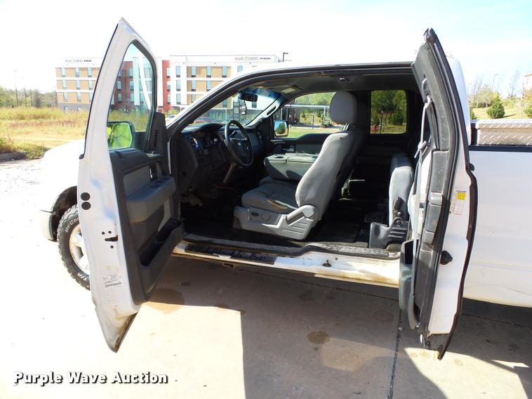 image for item DB0106 2012 Ford F150 XLT SuperCab pickup truck