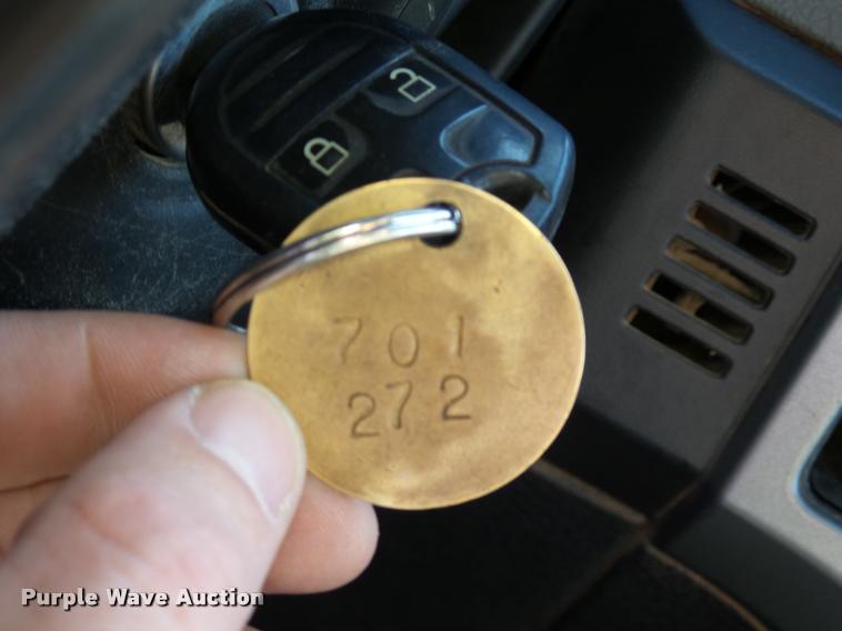 image for item DB0106 2012 Ford F150 XLT SuperCab pickup truck