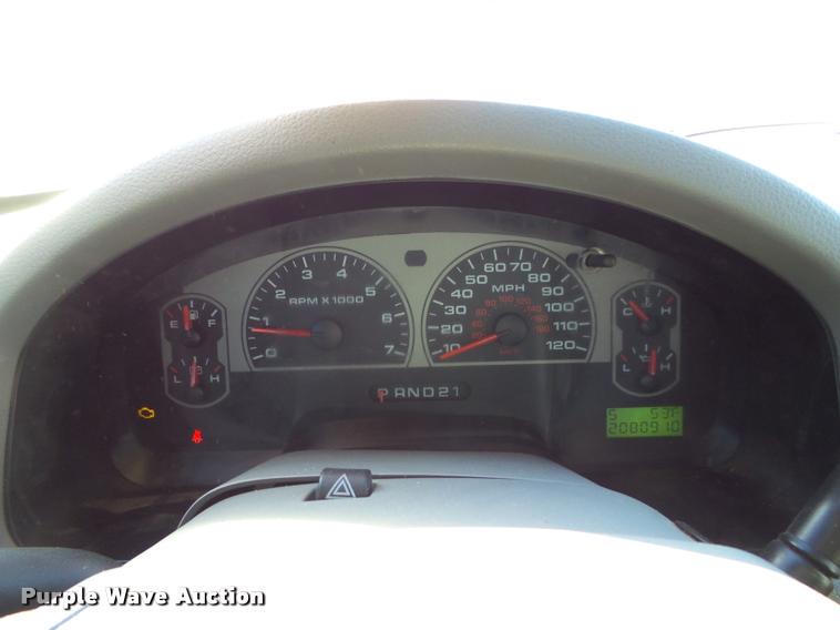 image for item DB0112 2008 Ford F150 XLT SuperCrew pickup truck