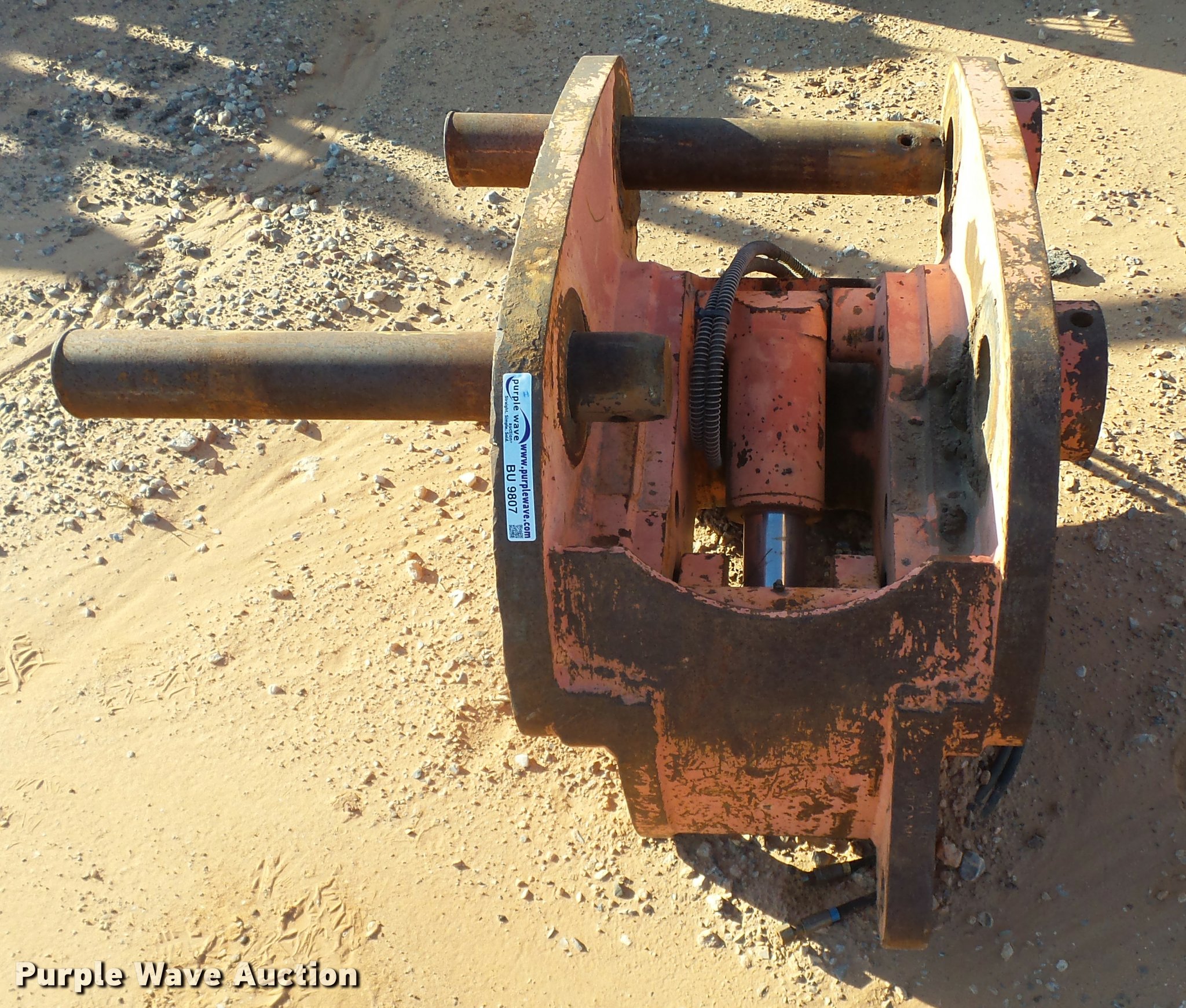 2006 Esco ZX230 quick coupler in Edmond, OK Item BU9807 sold Purple