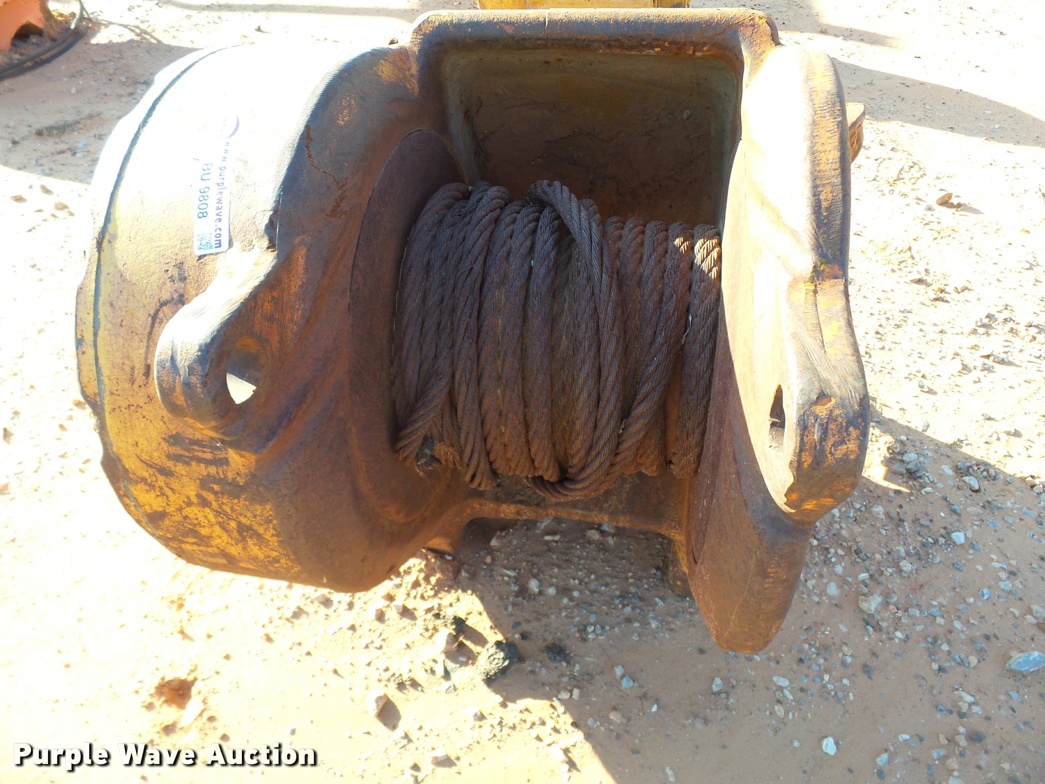 John Deere WM13 hydraulic winch in Edmond, OK Item BU9808 sold Purple Wave