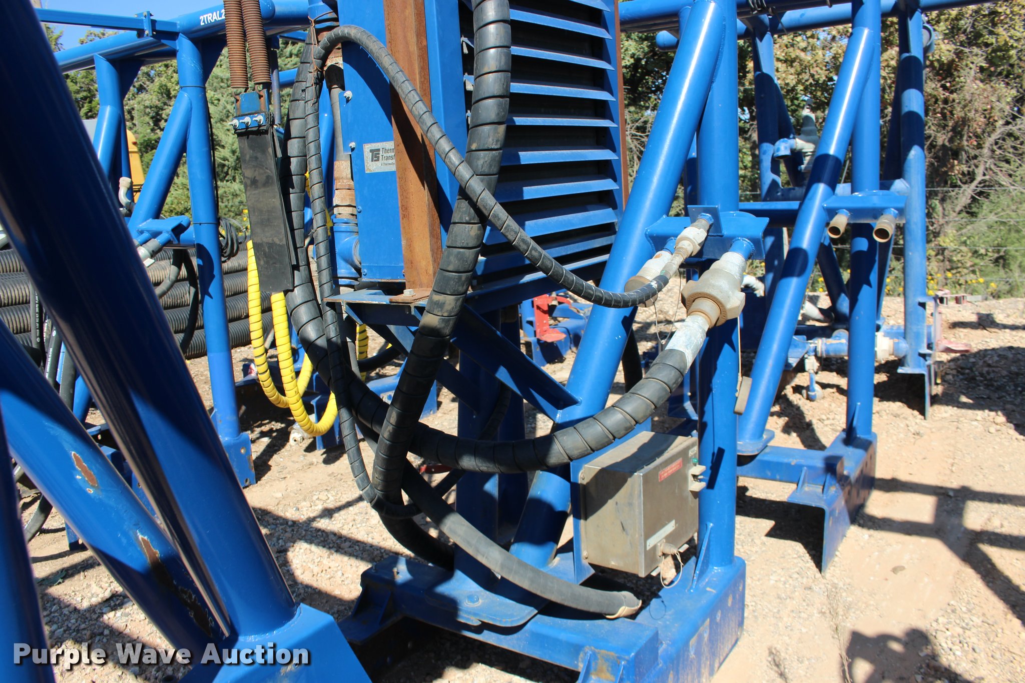 (5) headache racks in Edmond, OK Item BU9817 sold Purple Wave