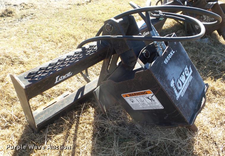 image for item BW9084 Lowe 1650XL skid steer auger