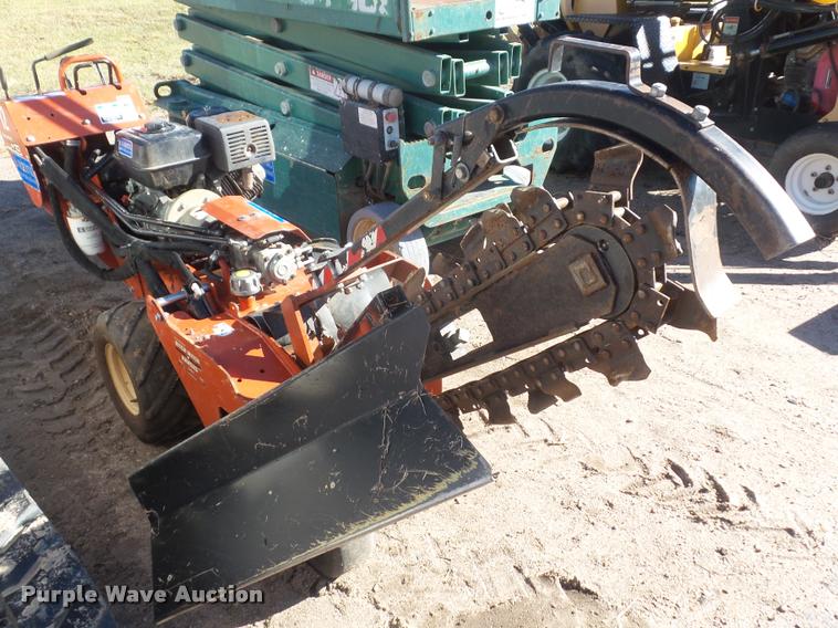 image for item BW9102 2009 Ditch Witch RT10 trencher