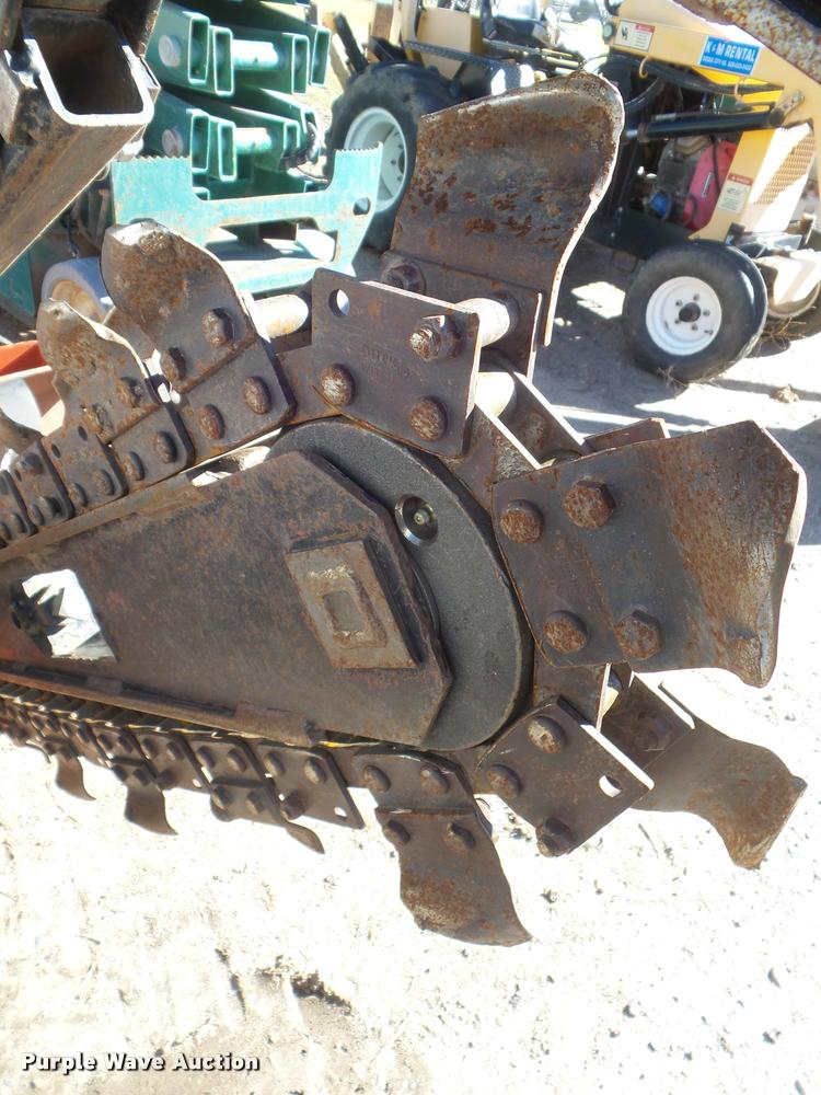 image for item BW9102 2009 Ditch Witch RT10 trencher