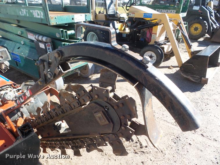 image for item BW9102 2009 Ditch Witch RT10 trencher