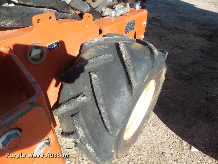 image for item BW9102 2009 Ditch Witch RT10 trencher
