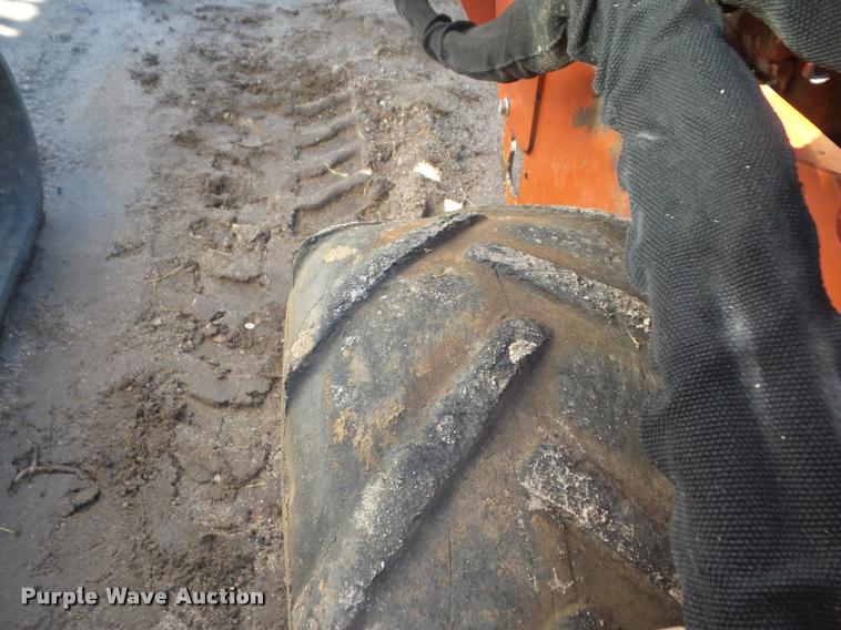 image for item BW9102 2009 Ditch Witch RT10 trencher