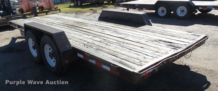 image for item DA4694 2001 PJ utility trailer