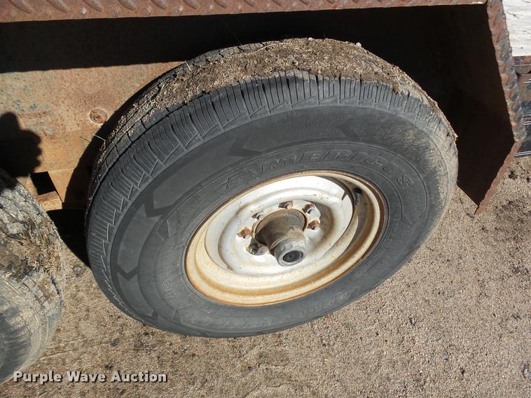 image for item DA4694 2001 PJ utility trailer