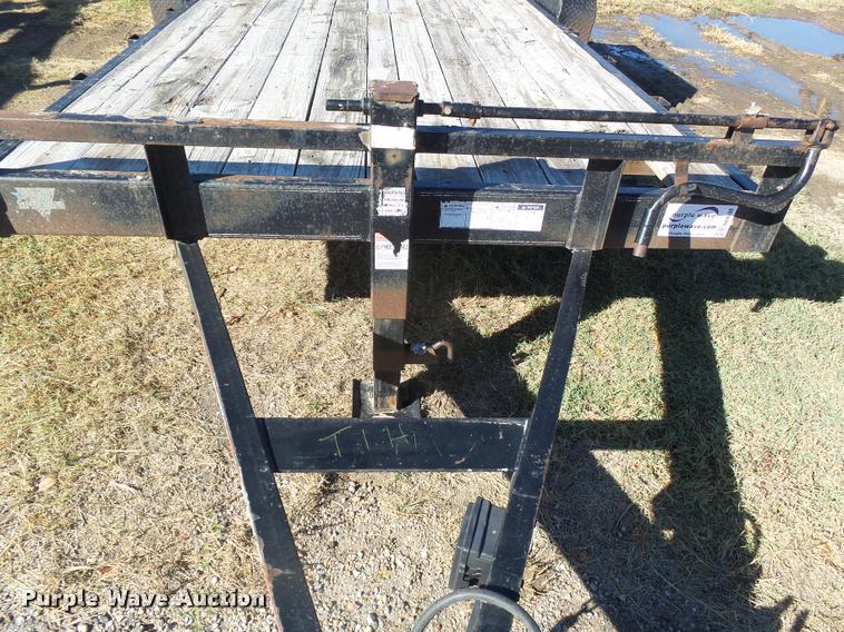 image for item DA4698 2007 PJ utility trailer