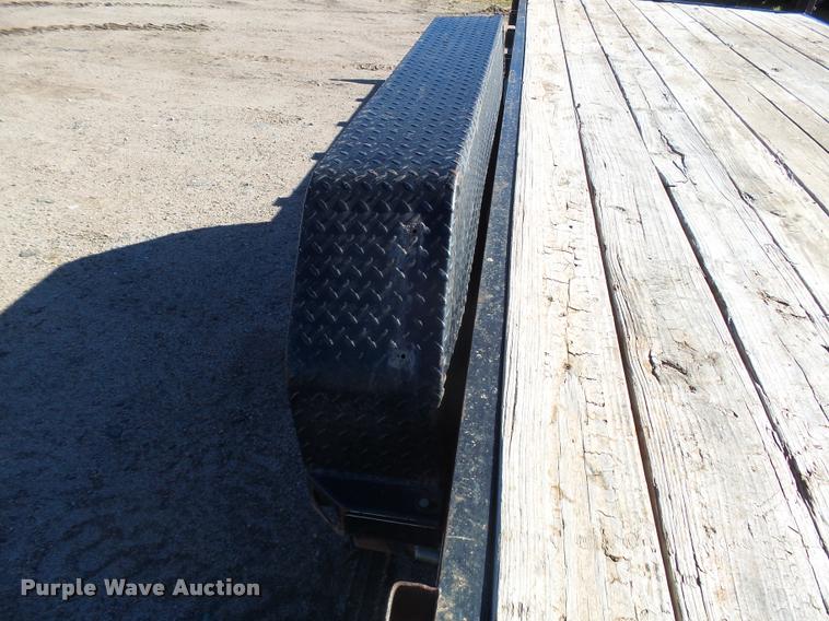 image for item DA4699 2008 PJ utility trailer