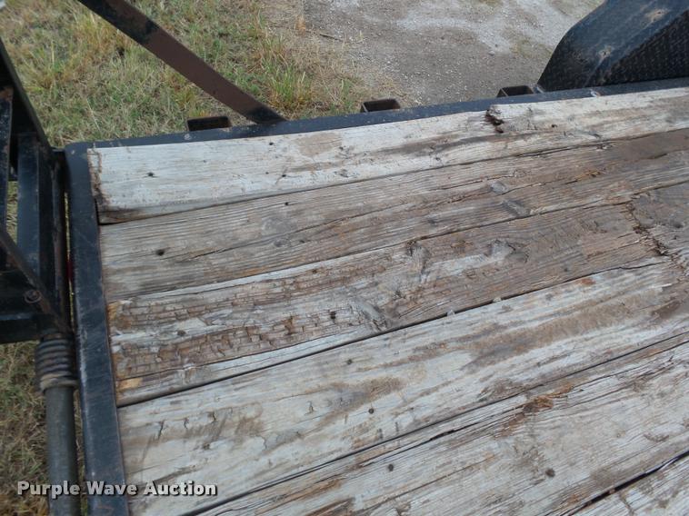 image for item DA4703 2008 PJ utility trailer