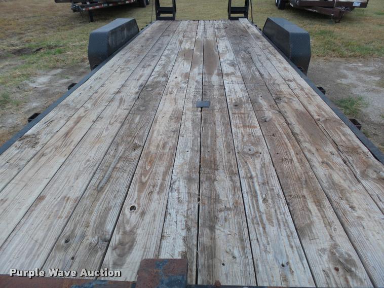 image for item DA4703 2008 PJ utility trailer