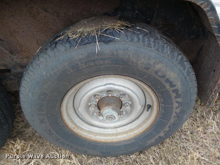 image for item DA4704 2008 PJ utility trailer