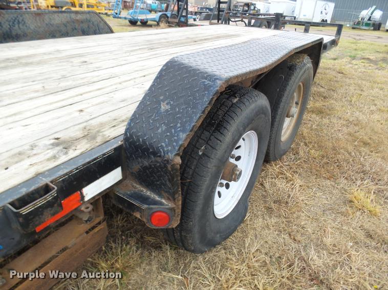 image for item DA4704 2008 PJ utility trailer
