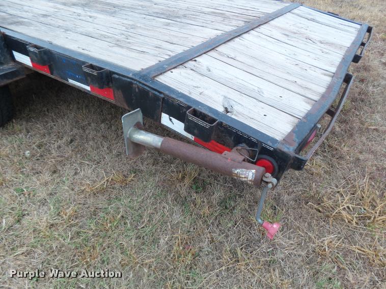 image for item DA4704 2008 PJ utility trailer