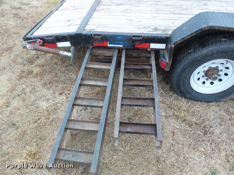 image for item DA4704 2008 PJ utility trailer