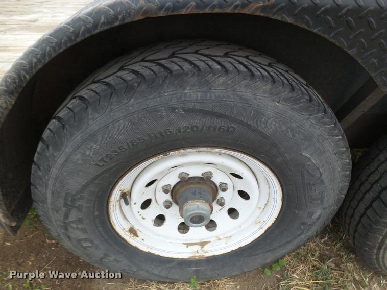 image for item DA4705 2006 Neal utility trailer