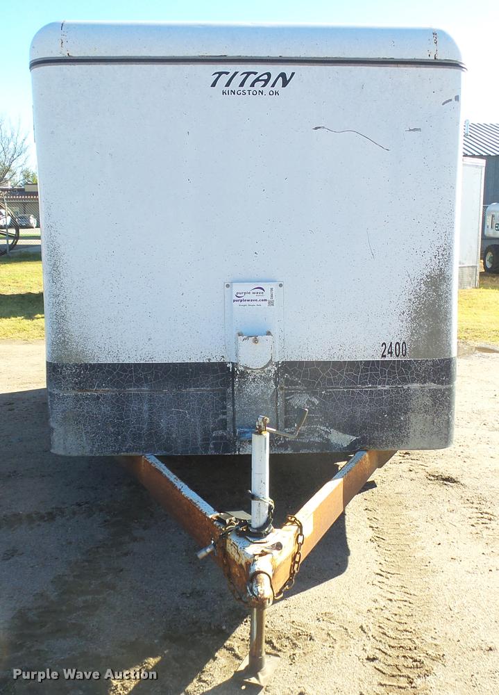 image for item DA4706 2002 Titan enclosed cargo trailer