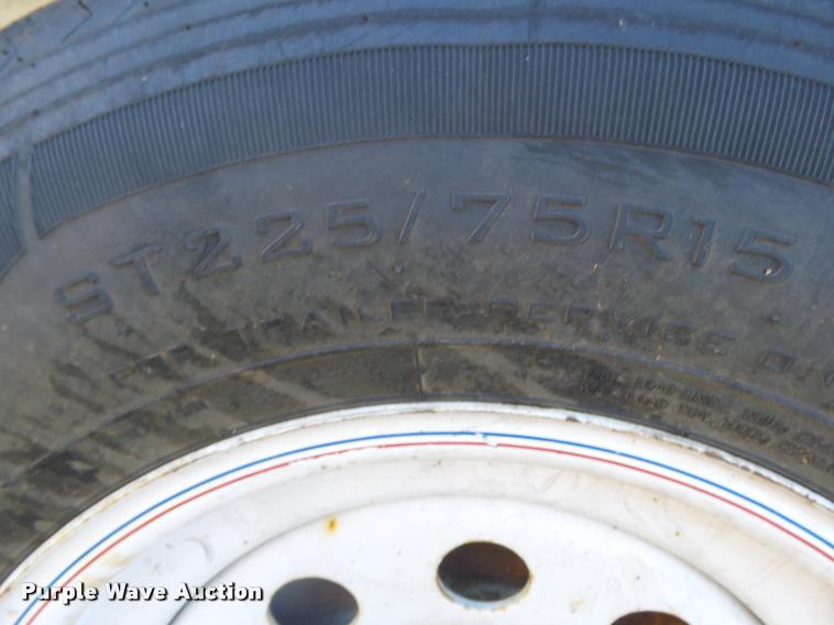 image for item DA4706 2002 Titan enclosed cargo trailer