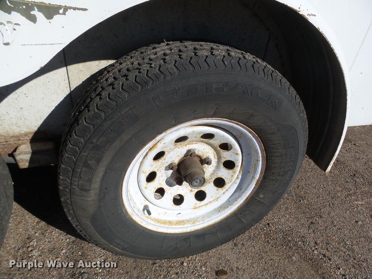 image for item DA4706 2002 Titan enclosed cargo trailer