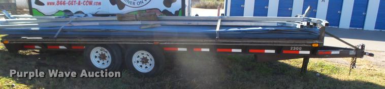 image for item DA4709 2003 Neal utility trailer