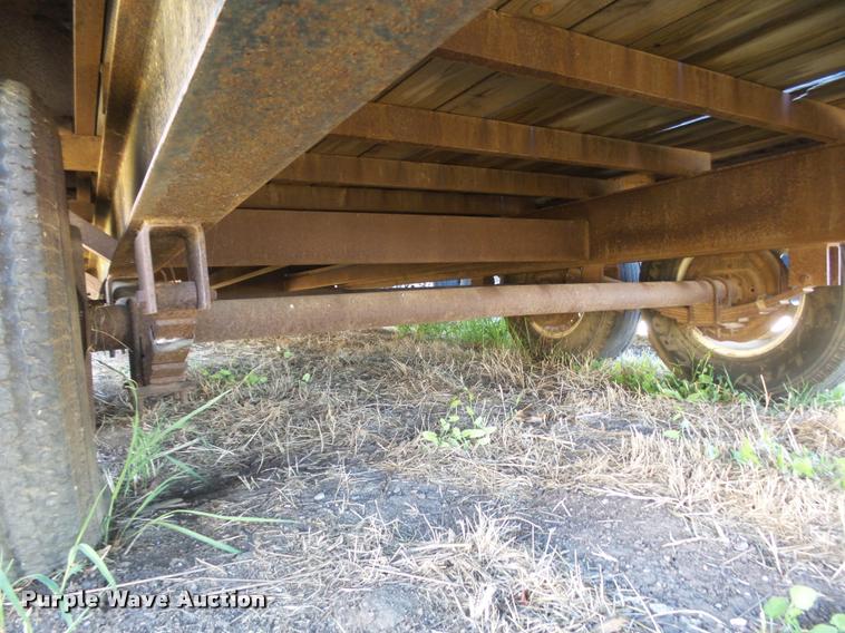 image for item DA4709 2003 Neal utility trailer